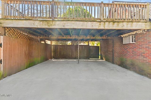 708 North Main Street, Elizabethton, TN 37643