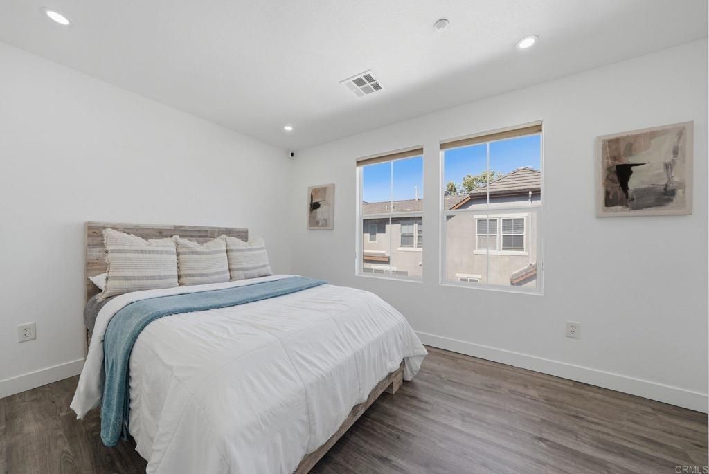 Image 10 of property listing at 1588 Sumac Place, Chula Vista, CA 91915