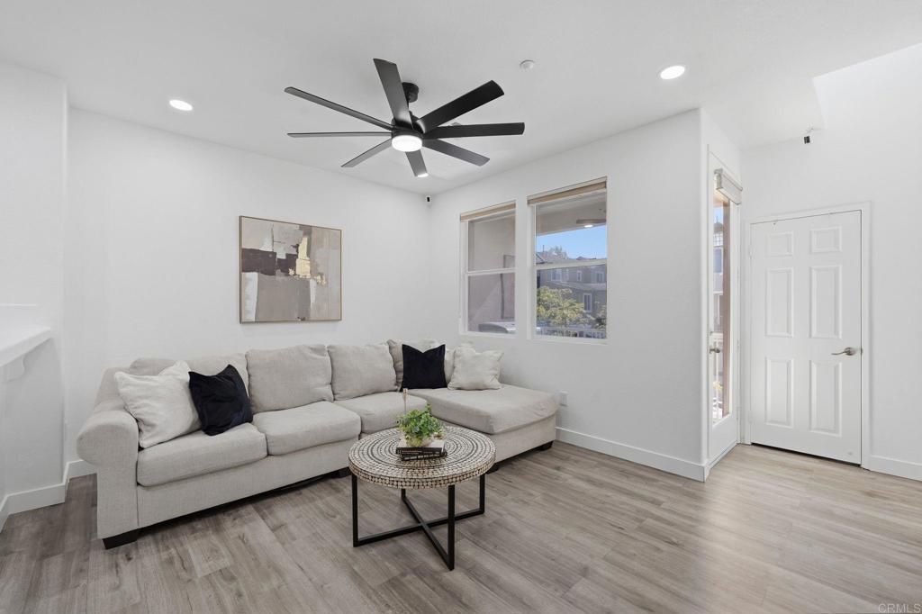 Image 2 of property listing at 1588 Sumac Place, Chula Vista, CA 91915
