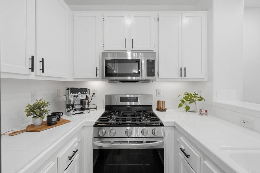Image 7 of property listing at 1588 Sumac Place, Chula Vista, CA 91915