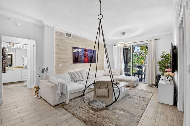 1690 Renaissance Commons Boulevard 1224, Boynton Beach, FL 33426