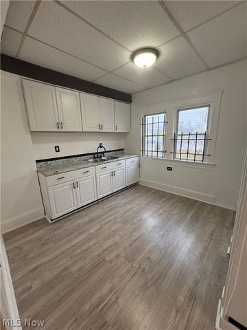 3355 E 118th Street E, Cleveland, OH 44120