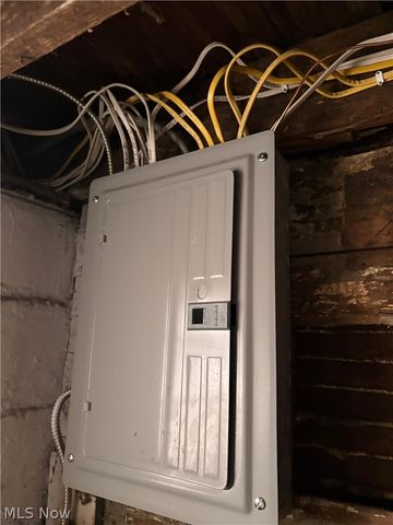 3355 E 118th Street E, Cleveland, OH 44120