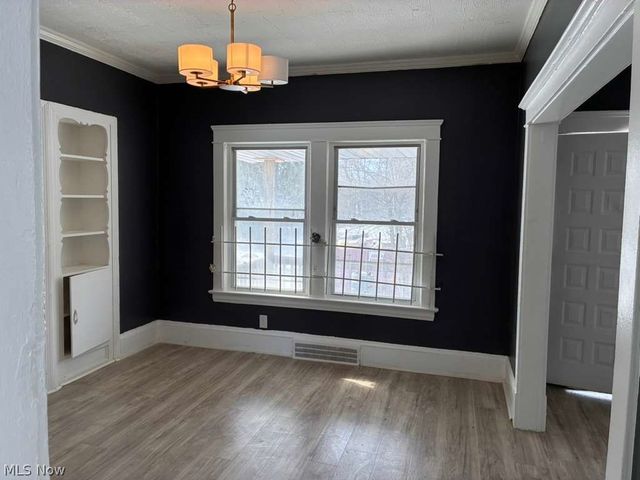 3355 E 118th Street E, Cleveland, OH 44120