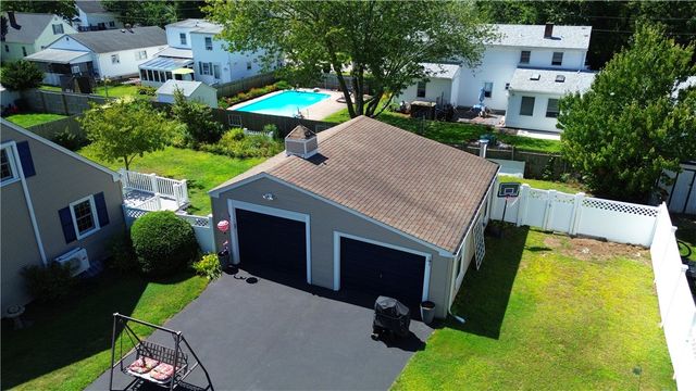 220 Williams Street, Cumberland, RI 02864