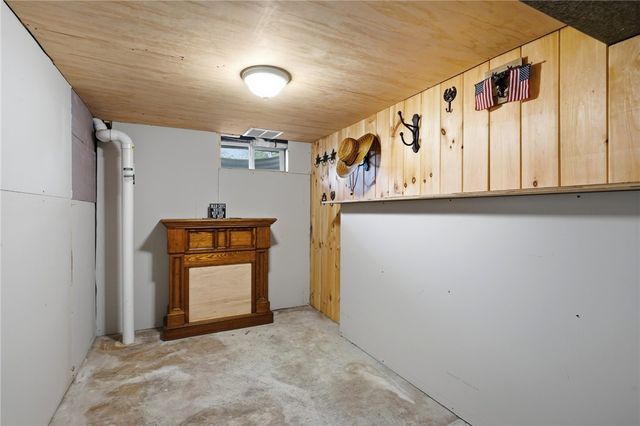 220 Williams Street, Cumberland, RI 02864