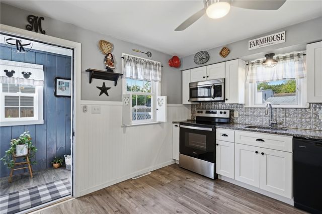220 Williams Street, Cumberland, RI 02864
