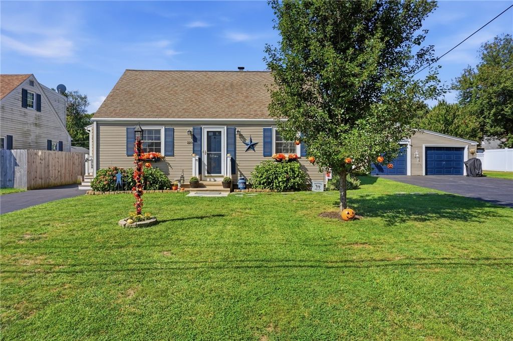 220 Williams Street, Cumberland, RI 02864