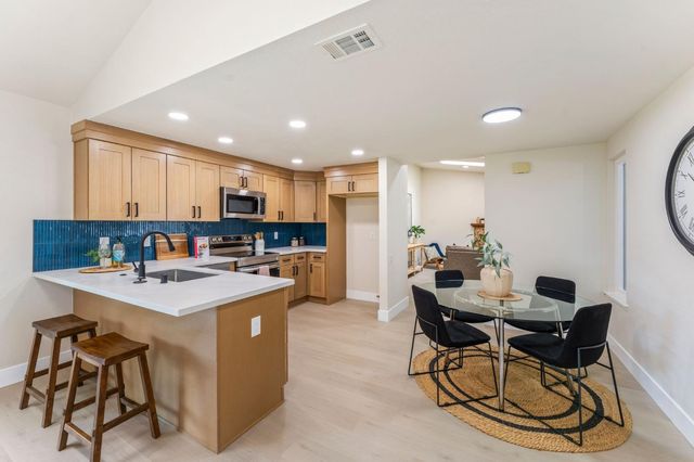 2812 Pintail Ct, West Sacramento, CA 95691