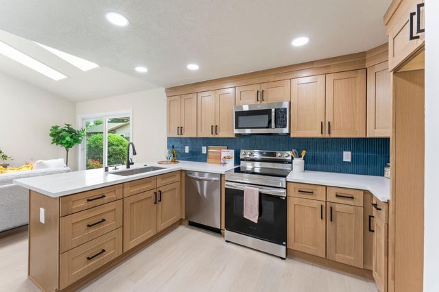 2812 Pintail Ct, West Sacramento, CA 95691