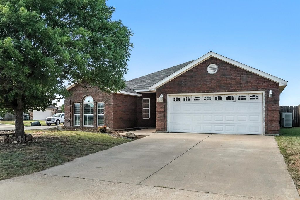 202 Sugarberry Avenue, Abilene, TX 79602