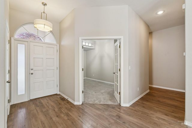 3551 N Rock Creek Lane, Garden City, ID 83703