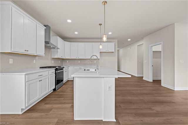 1840 Karen LN, Virginia Beach, VA 23454