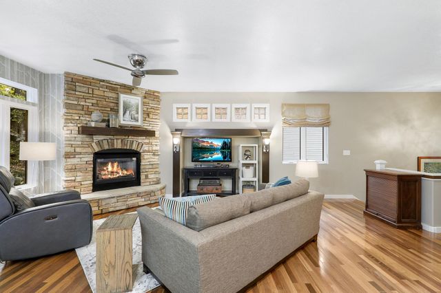 3041 Inverness Lane, Mound, MN 55364