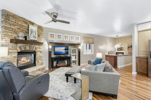 3041 Inverness Lane, Mound, MN 55364