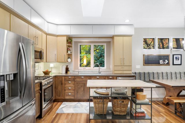 3041 Inverness Lane, Mound, MN 55364