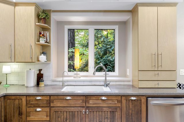 3041 Inverness Lane, Mound, MN 55364