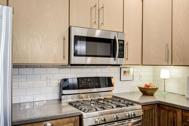 3041 Inverness Lane, Mound, MN 55364