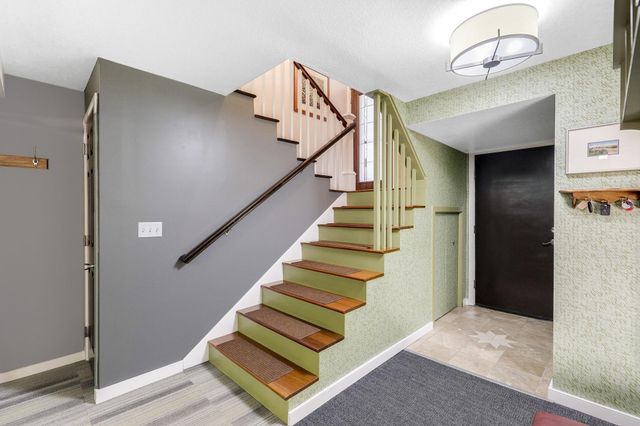 3041 Inverness Lane, Mound, MN 55364