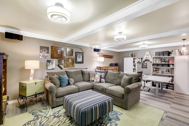 3041 Inverness Lane, Mound, MN 55364