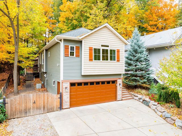 3041 Inverness Lane, Mound, MN 55364