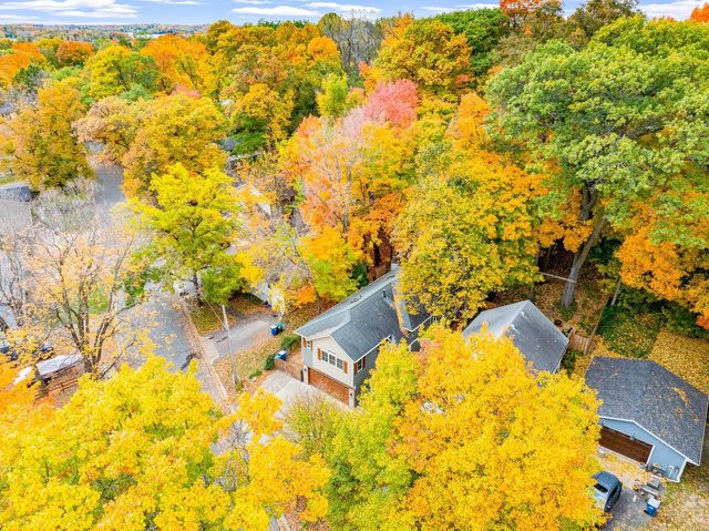 3041 Inverness Lane, Mound, MN 55364