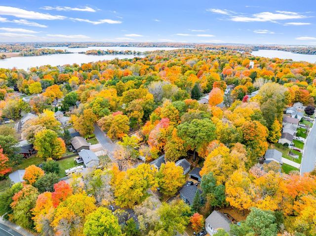 3041 Inverness Lane, Mound, MN 55364