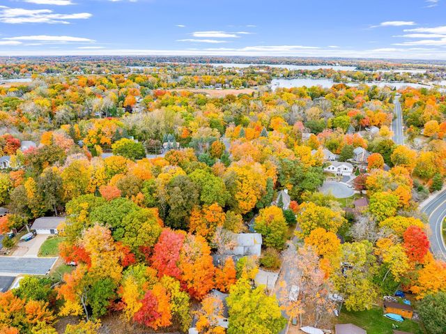 3041 Inverness Lane, Mound, MN 55364