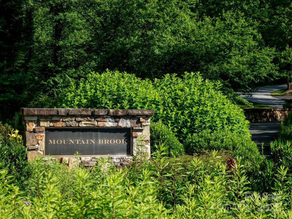 41 Mountain Brook Trail, Brevard, NC 28712
