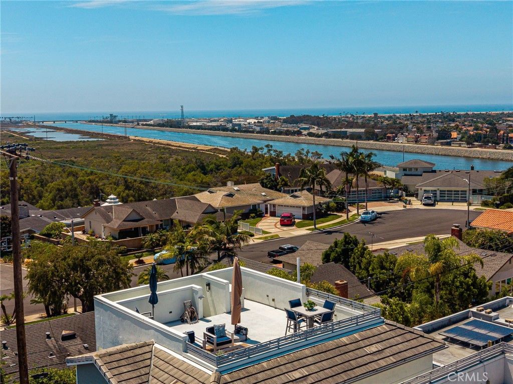 2101 Two Harbors, Costa Mesa, CA 92627 — photo 2