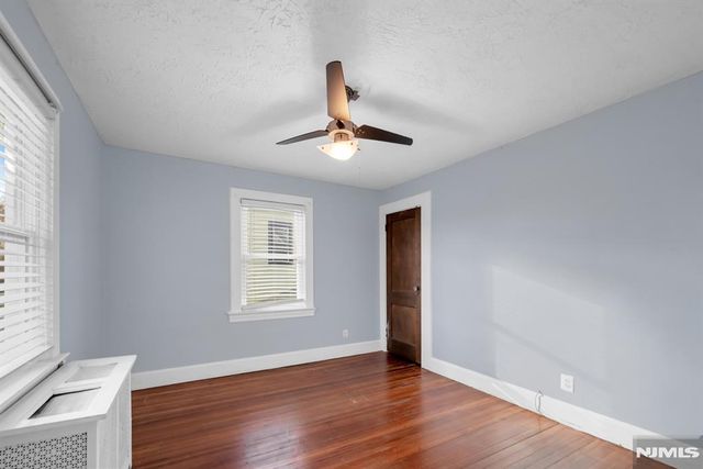 114 E 5th Avenue, Roselle, NJ 07203