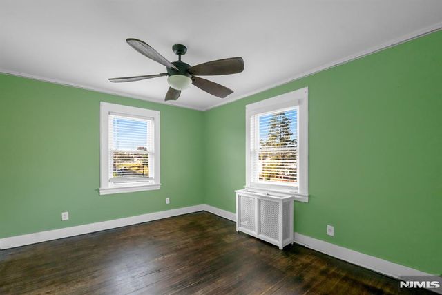 114 E 5th Avenue, Roselle, NJ 07203