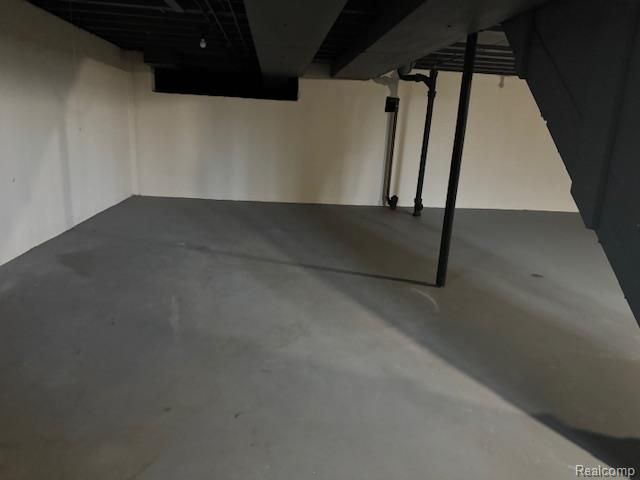 4205 Hardwoods Drive, West Bloomfield, MI 48323