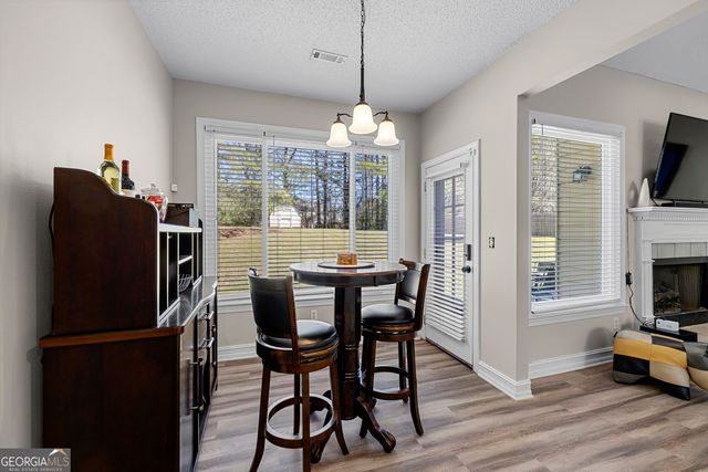 299 Woodlake Drive, Newnan, GA 30265