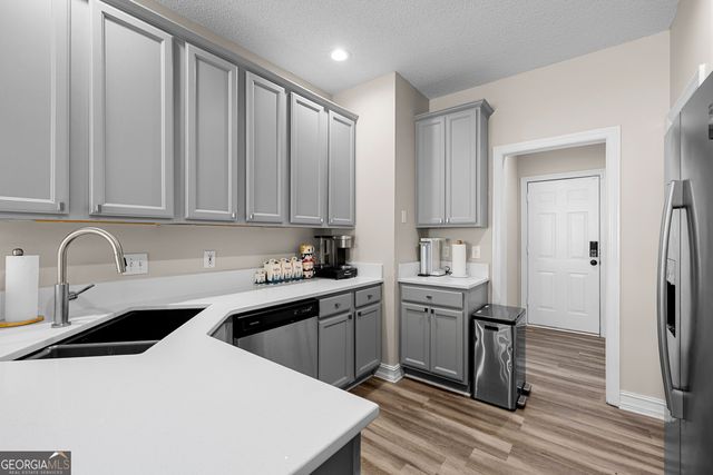 299 Woodlake Drive, Newnan, GA 30265