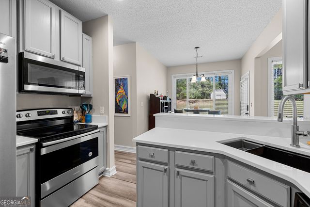 299 Woodlake Drive, Newnan, GA 30265