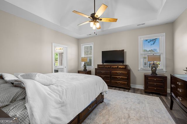 299 Woodlake Drive, Newnan, GA 30265