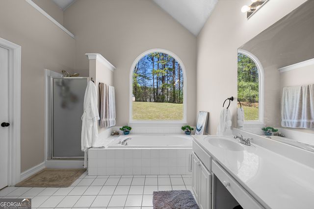 299 Woodlake Drive, Newnan, GA 30265