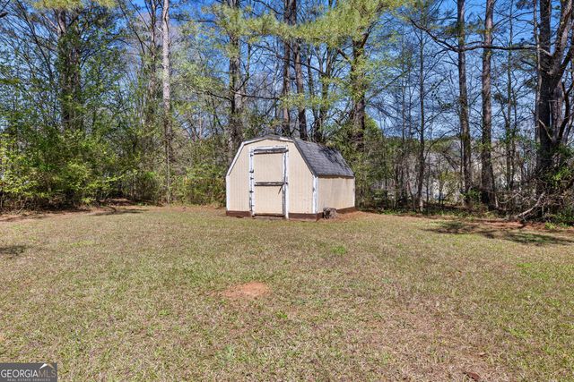 299 Woodlake Drive, Newnan, GA 30265