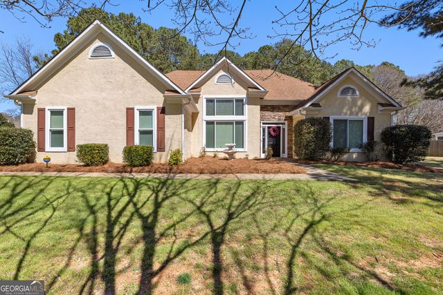 299 Woodlake Drive, Newnan, GA 30265