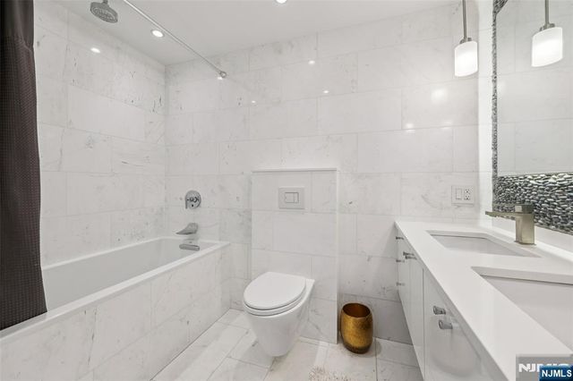 200 Old Palisade Road 3J, Fort Lee, NJ 07024