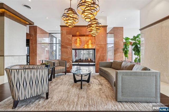 200 Old Palisade Road 3J, Fort Lee, NJ 07024