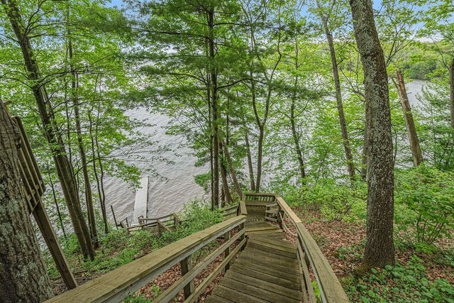 4085 Wildwood Drive, Allegan, MI 49010