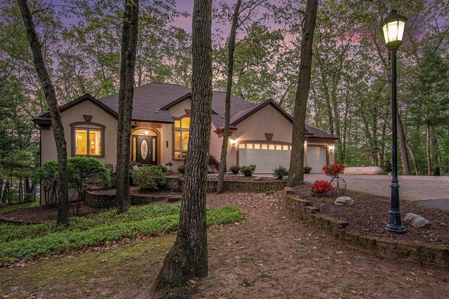 4085 Wildwood Drive, Allegan, MI 49010