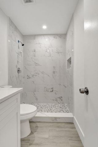 126 Burgundy C, Delray Beach, FL 33484