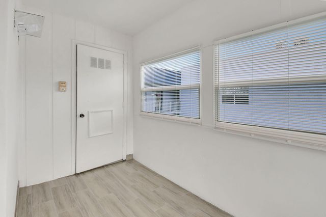 126 Burgundy C, Delray Beach, FL 33484