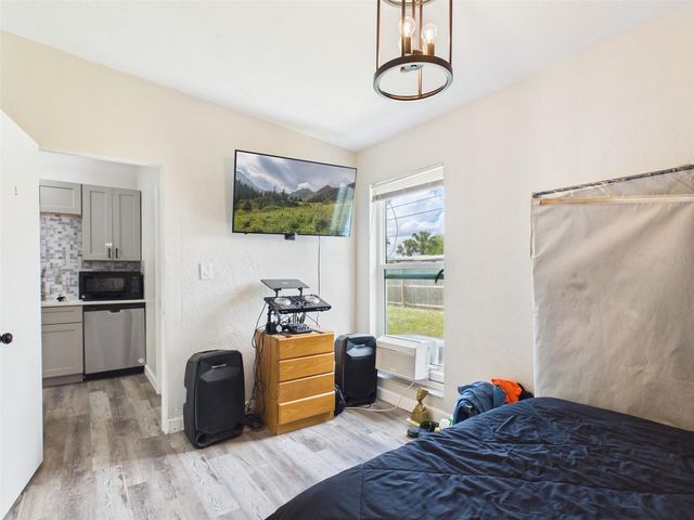 22040 FELTON AVENUE, Port Charlotte, FL 33952