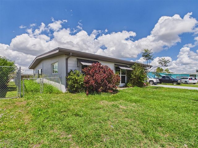 22040 FELTON AVENUE, Port Charlotte, FL 33952