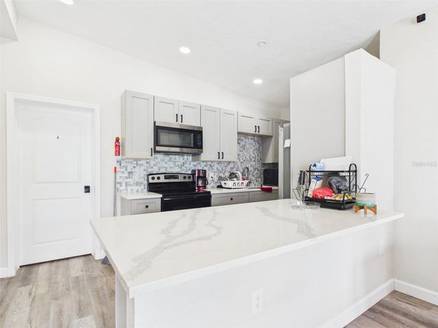 22040 FELTON AVENUE, Port Charlotte, FL 33952