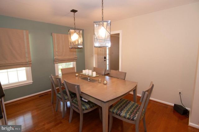 5619 HERBERTS CROSSING DR, Burke, VA 22015